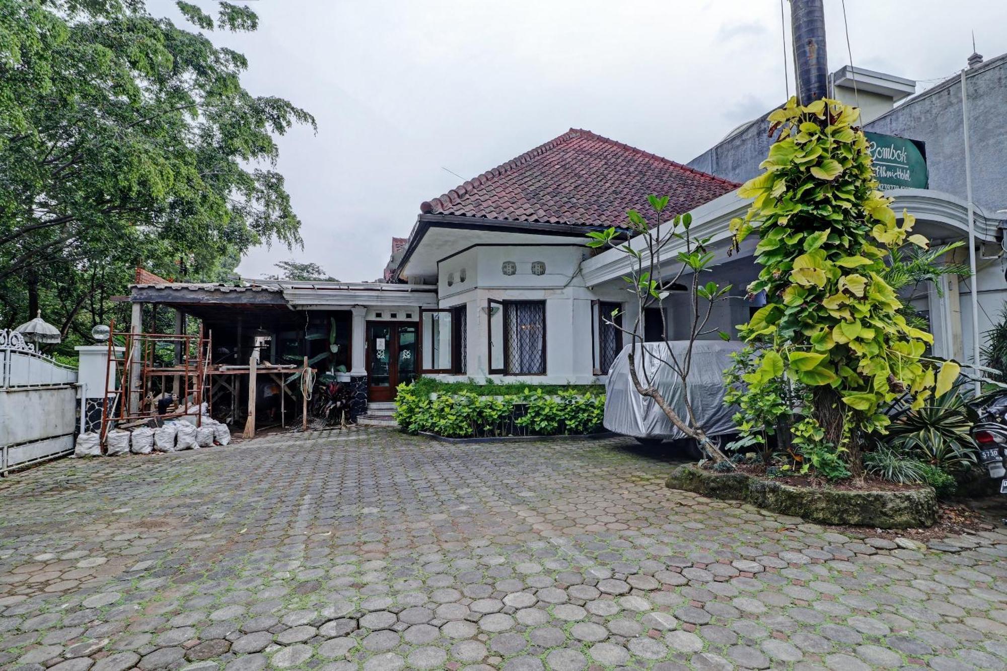 Hotel O Bandung Near Stadion Siliwangi Formerly The Ethnic Hotel 반둥 외부 사진