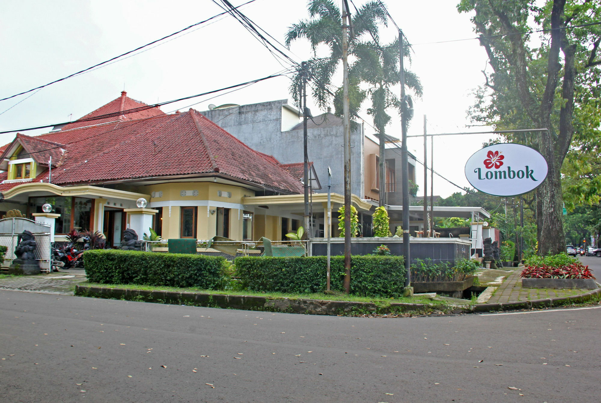 Hotel O Bandung Near Stadion Siliwangi Formerly The Ethnic Hotel 반둥 외부 사진